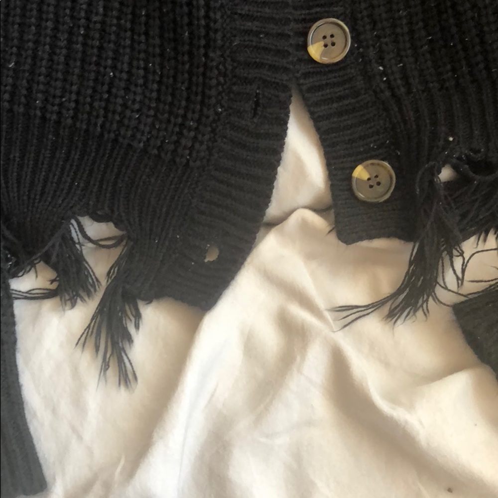 Cardigan - Picture 2 of 4